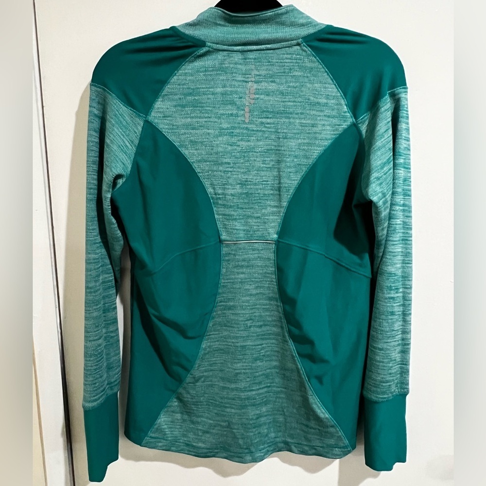 Avia Green Striped Pullover - Picture 5 of 5